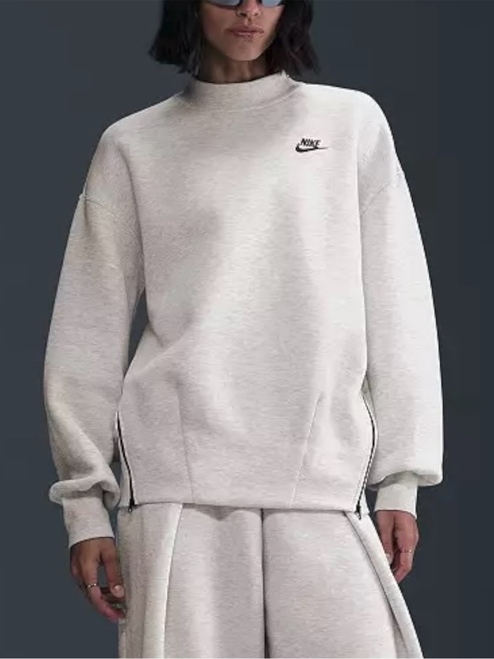 NWT $115 Nike Women's Sportswear Tech Fleece Oversized Sweatshirt XS Light Gray